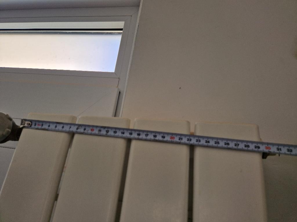 Radiator wit, Doe-het-zelf en Verbouw, Verwarming en Radiatoren, Ophalen, Radiator, Minder dan 60 cm, Zo goed als nieuw