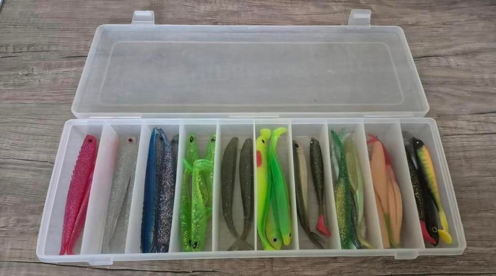 Tacklebox vol ruim 30 nieuwe reserve shads snoekbaars,baars, Ophalen of Verzenden, Zo goed als nieuw, Overige typen