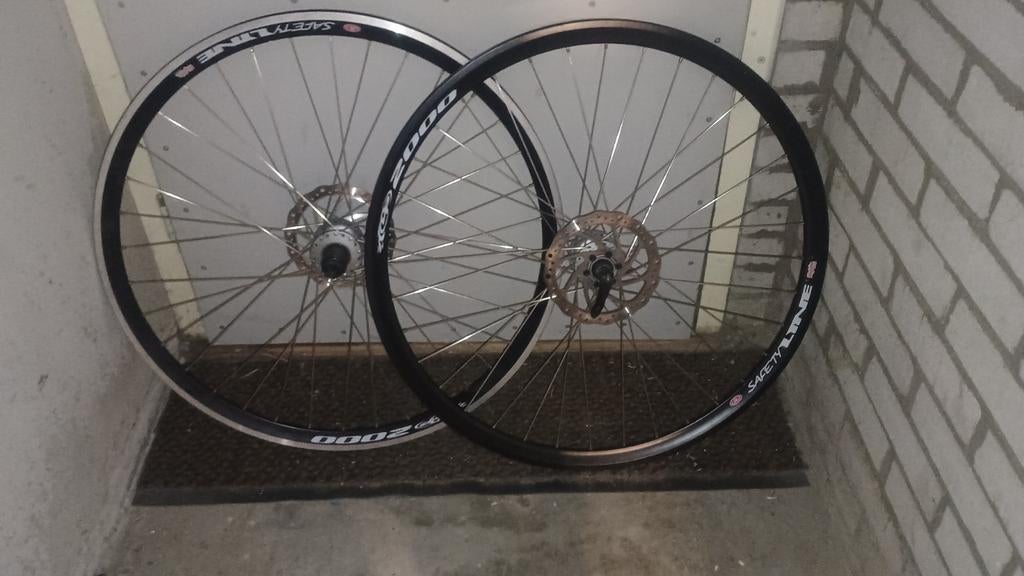 Gebruikte 28"-29" Wielset met Shimano HB-M525, Ophalen, Gebruikt, Wiel, Shimano