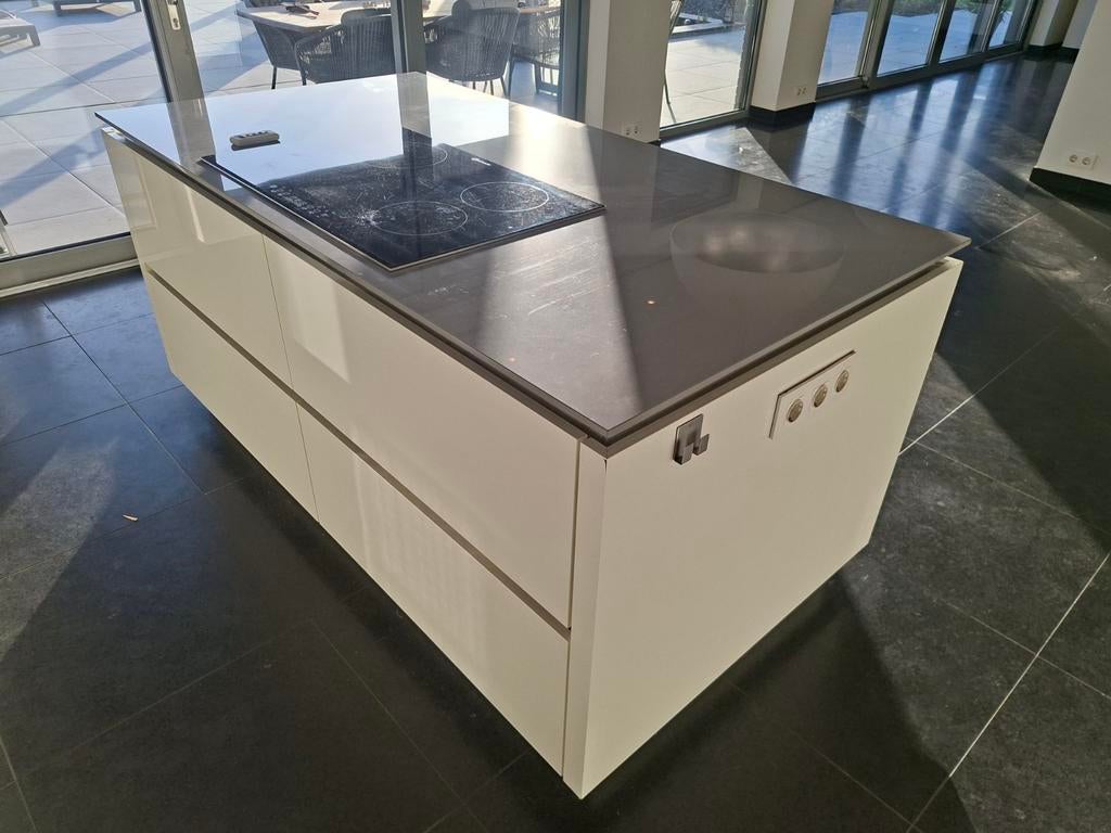 Keuken eiland met inductie kookplaat 100x190, Huis en Inrichting, Keuken | Complete keukens, Ophalen, Overige typen, Greeploos