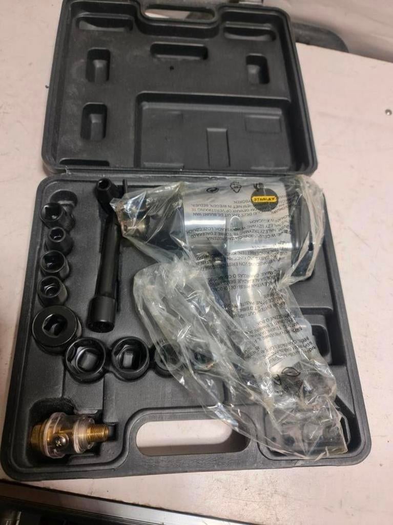 Stanley pneumatische slagmoersleutel accessoireset
Nieuw, Auto diversen, Autogereedschap, Nieuw, Ophalen of Verzenden, N.v.t, N.v.t