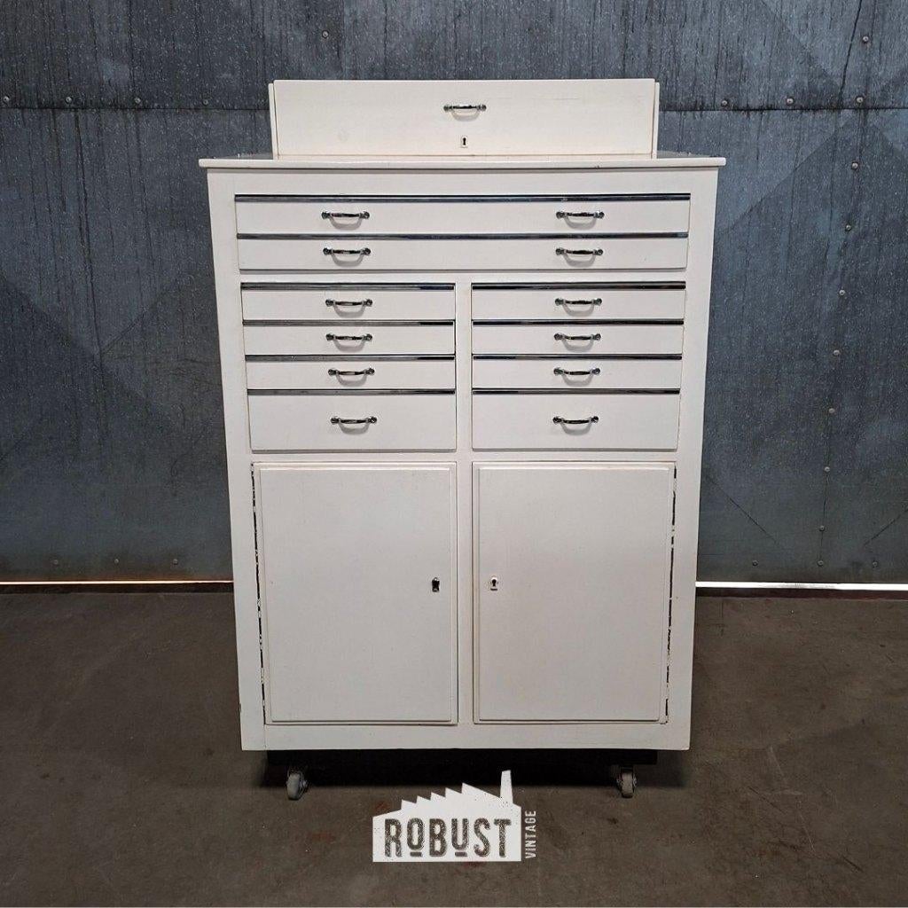 Tandartskastje op wielen / medisch kastje / ladekast, 5 laden of meer, 100 tot 150 cm, Medisch Vintage Brocante Industrieel, Zo goed als nieuw