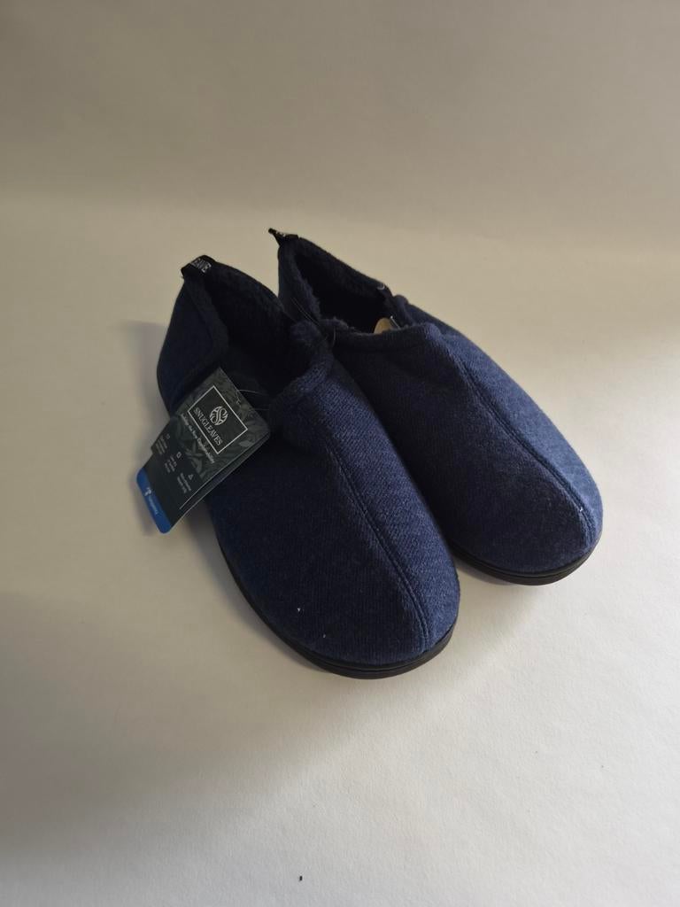 Nieuwe donkerblauwe pantoffels maat 44-45, Onbekend, Blauw, Nieuw, Ophalen of Verzenden