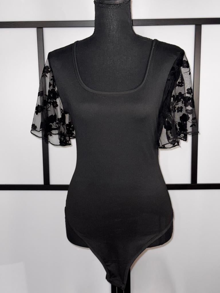 Zwarte bodysuit met kanten mouwen, Ophalen, Zwart, Korte mouw, Maat 36 (S)