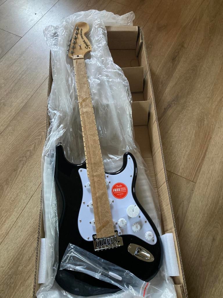 Squier affinity by fender gitaar, Ophalen of Verzenden, Zo goed als nieuw