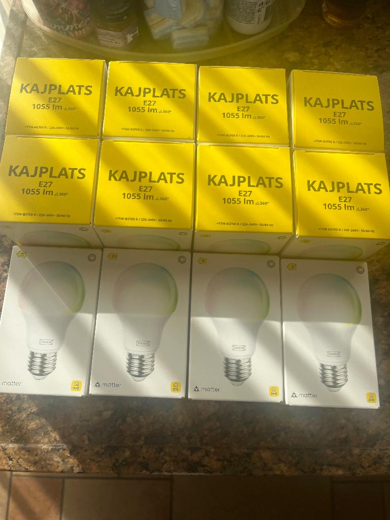 12x KAJPLATS Led-lamp E27 1055 lumen collor  ikea smart, Huis en Inrichting, Lampen | Losse lampen, Ophalen, Led-lamp, Minder dan 30 watt