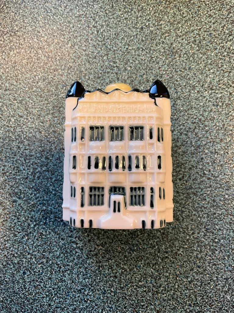 KLM huisje 97 (hotel New York), Verzamelen, KLM Huisjes, Ophalen of Verzenden, Nieuw, 81 t/m 91, Gevuld