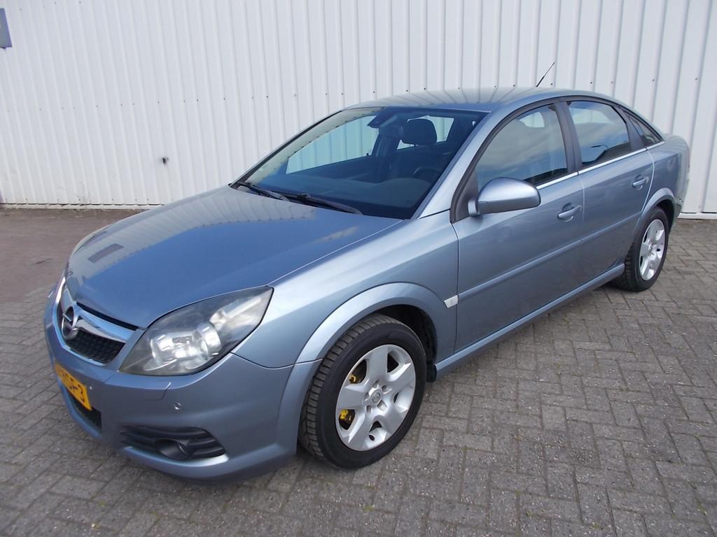 Opel Vectra GTS 1.9 CDTi Executive ( APK KEURING BIJ AFLEVER, Auto's, Opel, Voorwielaandrijving, Gebruikt, Zwart, 4 cilinders