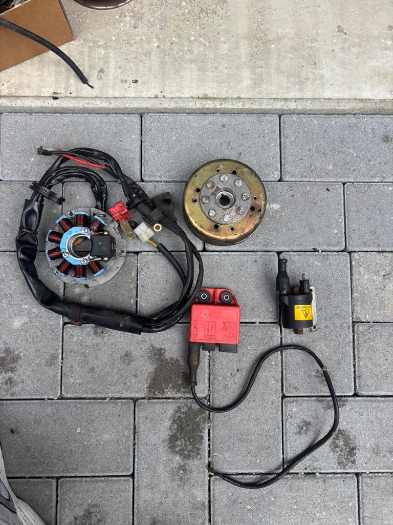 Complete lc 180 cc ontstekingset, Motoren, Ophalen of Verzenden