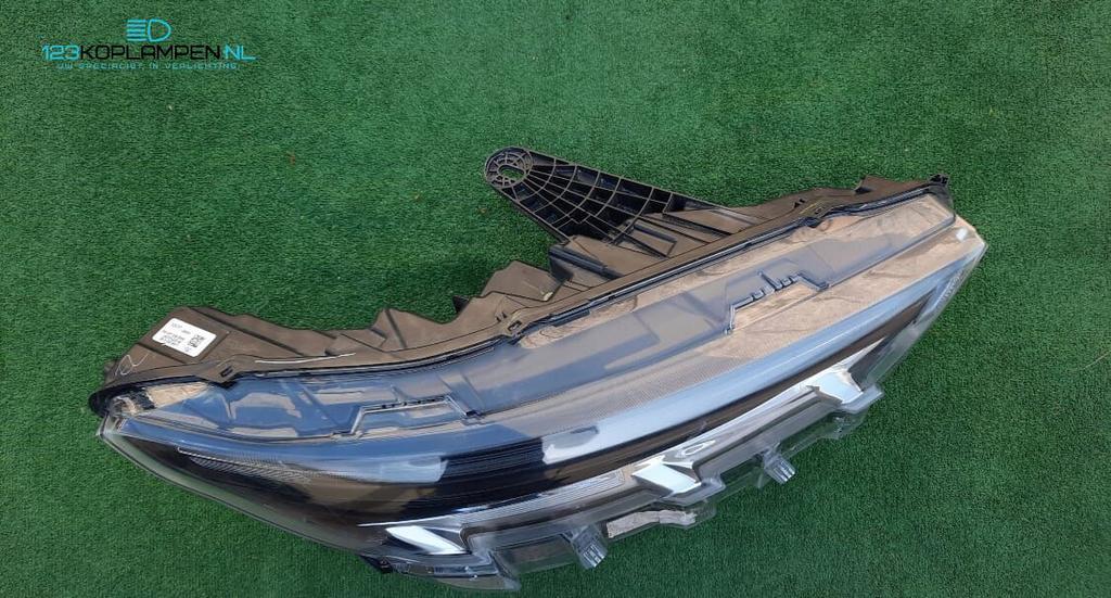 Ford Mustang Mach - E GT Full Led koplamp rechts, Gebruikt, -, -, Ophalen of Verzenden