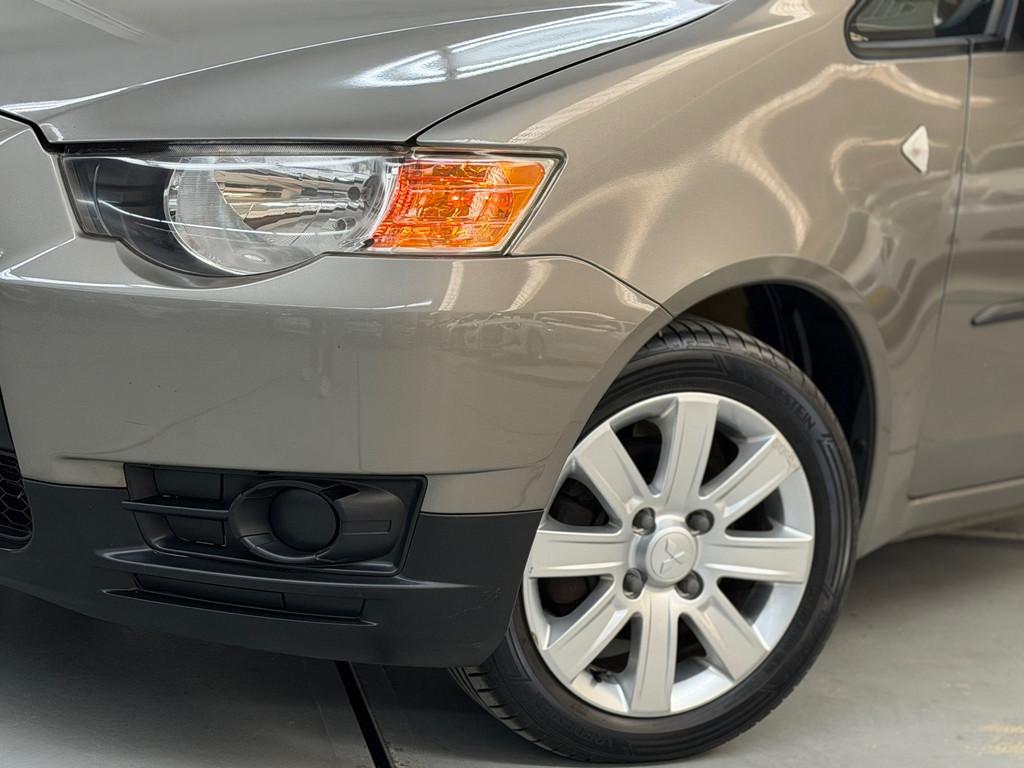 Mitsubishi Colt 1.3 Invite AUTOMAAT Cruise Goed Onderhouden, Stof, Gebruikt, 31 €/maand, Colt