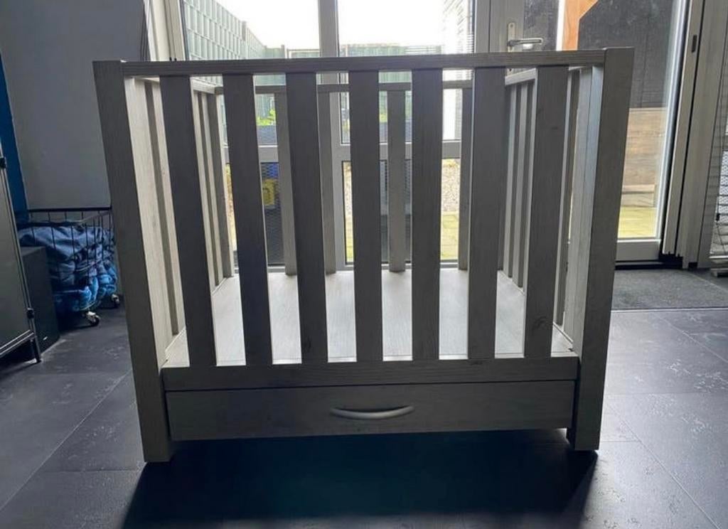 Box met lade - Grijs hout, Kinderen en Baby's, Boxen, Ophalen, Gebruikt, Lade
