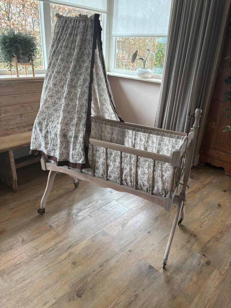 Vintage schommel wieg van begin jaren 70, Ophalen, Zo goed als nieuw, Minder dan 140 cm, Minder dan 70 cm