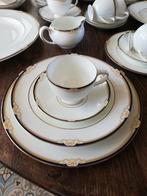 Uniek 14 pers. Wedgwood Cavendish eet/koffieservies NIEUW, Ophalen, Nieuw, Porselein, Wedgwood
