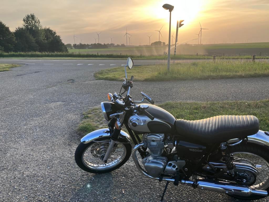 Kawasaki w800, Motoren, 2 cilinders, Particulier, Meer dan 35 kW, Minimaal motorrijbewijs A1