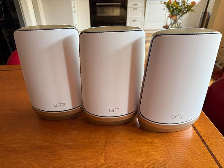 Te koop: Netgear Orbi 960 3-pack (RBRE963) mesh systeem, Computers en Software, WiFi-versterkers, Zo goed als nieuw, Ophalen of Verzenden