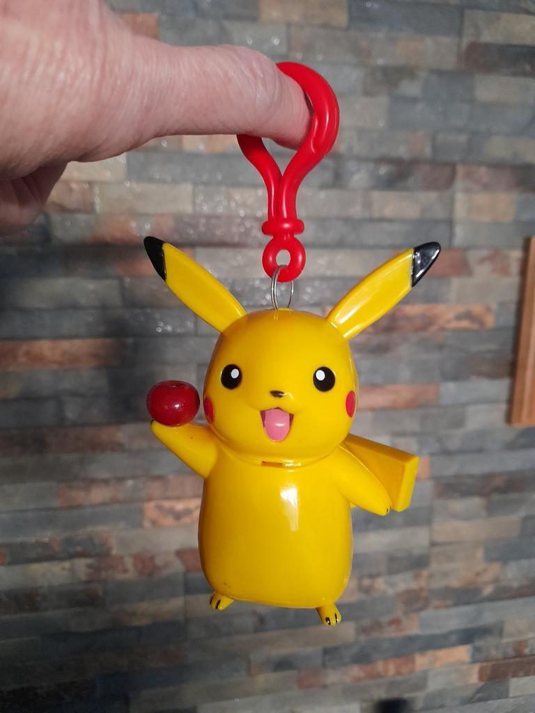 Pokemon Pikachu Sleutelhanger, Ophalen of Verzenden, Zo goed als nieuw