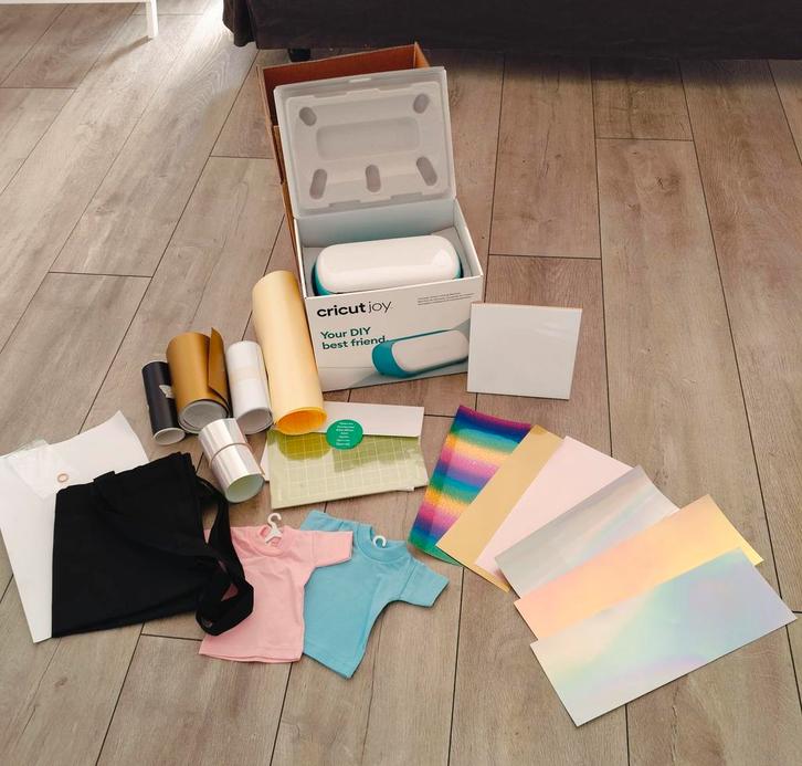 Cricut Joy met accessoires - Zo goed als nieuw, Hobby en Vrije tijd, Knutselen, Zo goed als nieuw, Gereedschap of Toebehoren, Ophalen of Verzenden