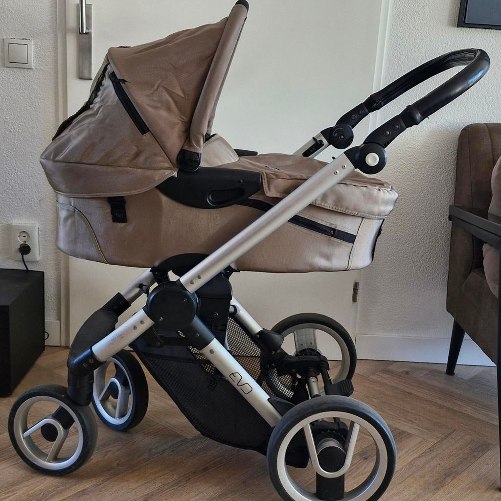 Mutsy 3-in-1 kinderwagen met accessoires, Ophalen, Gebruikt, Mutsy
