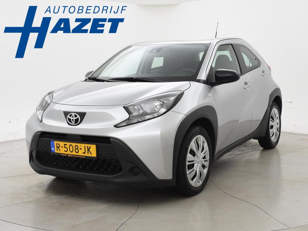 Toyota Aygo X 1.0 VVT-i MT PLAY + ADAPTIVE CRUISE | APPLE CA, Auto's, Stof, 920 kg, 4 stoelen, Origineel Nederlands