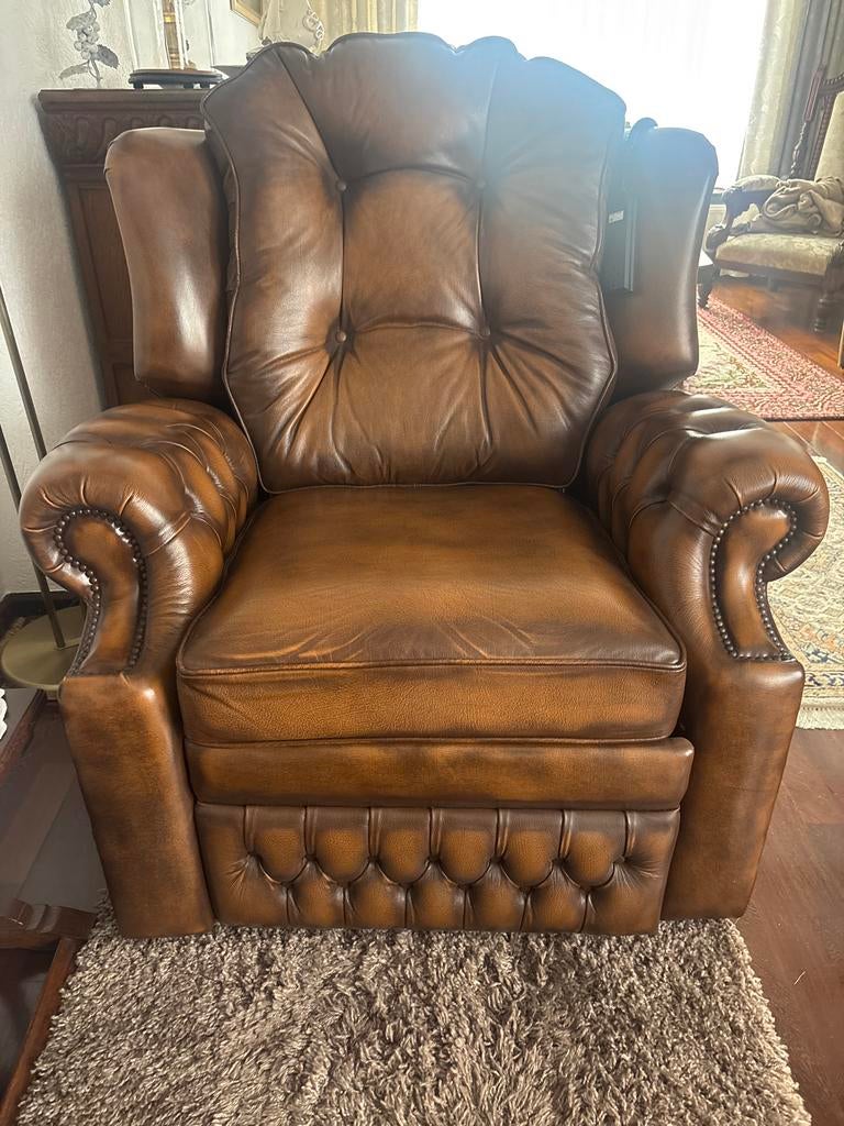 Chesterfield sta-op stoel, Ophalen, Gebruikt, Leer, 50 tot 75 cm