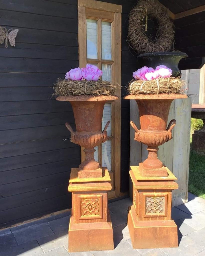 Gietijzeren tuinvazen tuinvaas bloempot bloembak op sokkel, Tuin en Terras, Tuinvazen, Ophalen of Verzenden, Nieuw