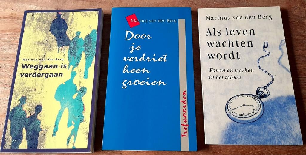 Drie boeken Marinus van den Berg, Ophalen of Verzenden, Zo goed als nieuw