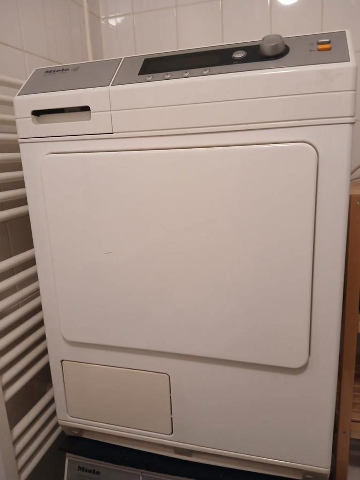 Miele T4888C Condensdroger 5kg - Navitronic(BEGANE GROND), Witgoed en Apparatuur, Wasdrogers, Gebruikt, Condens, Voorlader, 4 tot 6 kg