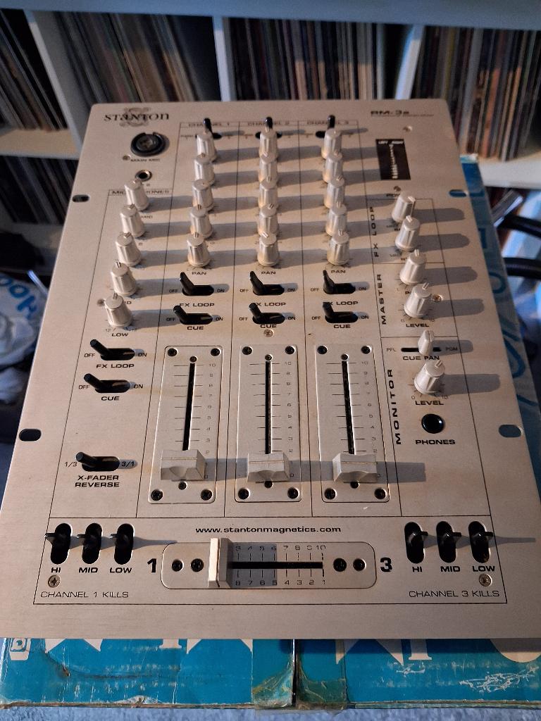 Stanton mixer RM3s., Muziek en Instrumenten, Dj-sets en Draaitafels, Verzenden, Gebruikt, Overige merken