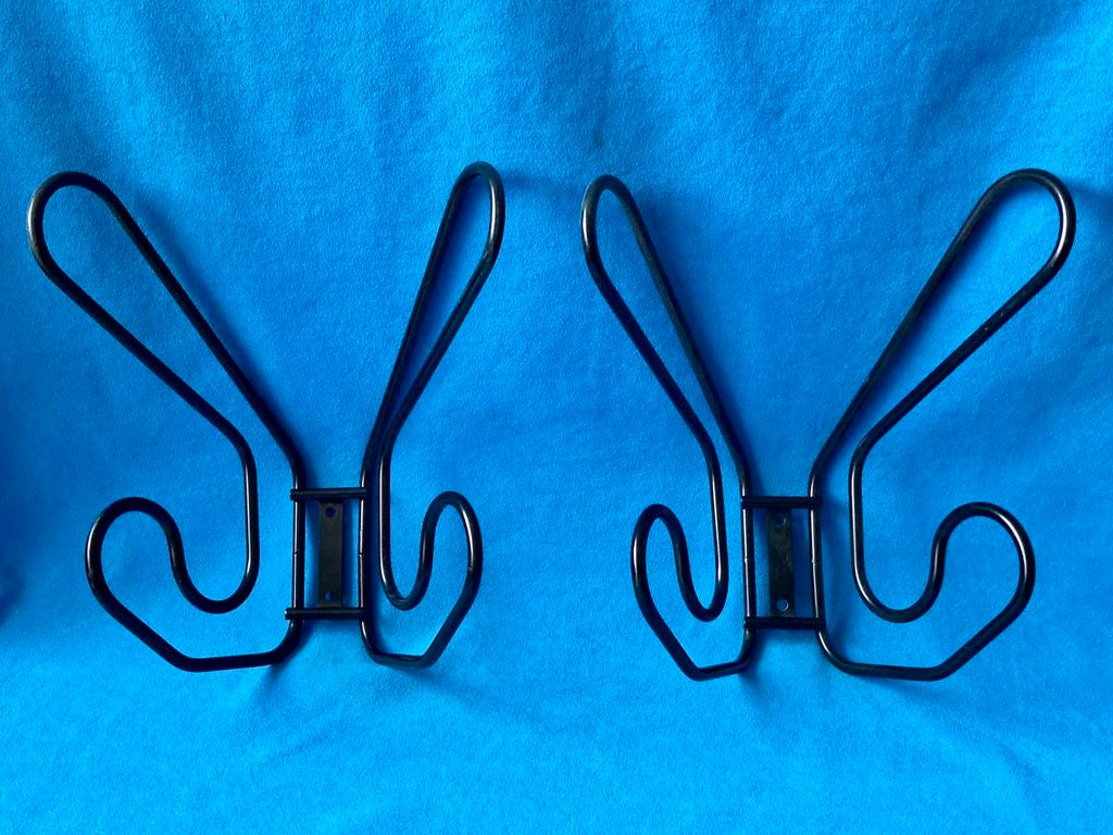 K14~ 2x vintage kapstokhaken zwart IKEA Frän jaren ‘90, Huis en Inrichting, Wandkapstok, Gebruikt, Ophalen of Verzenden, Minder dan 100 cm
