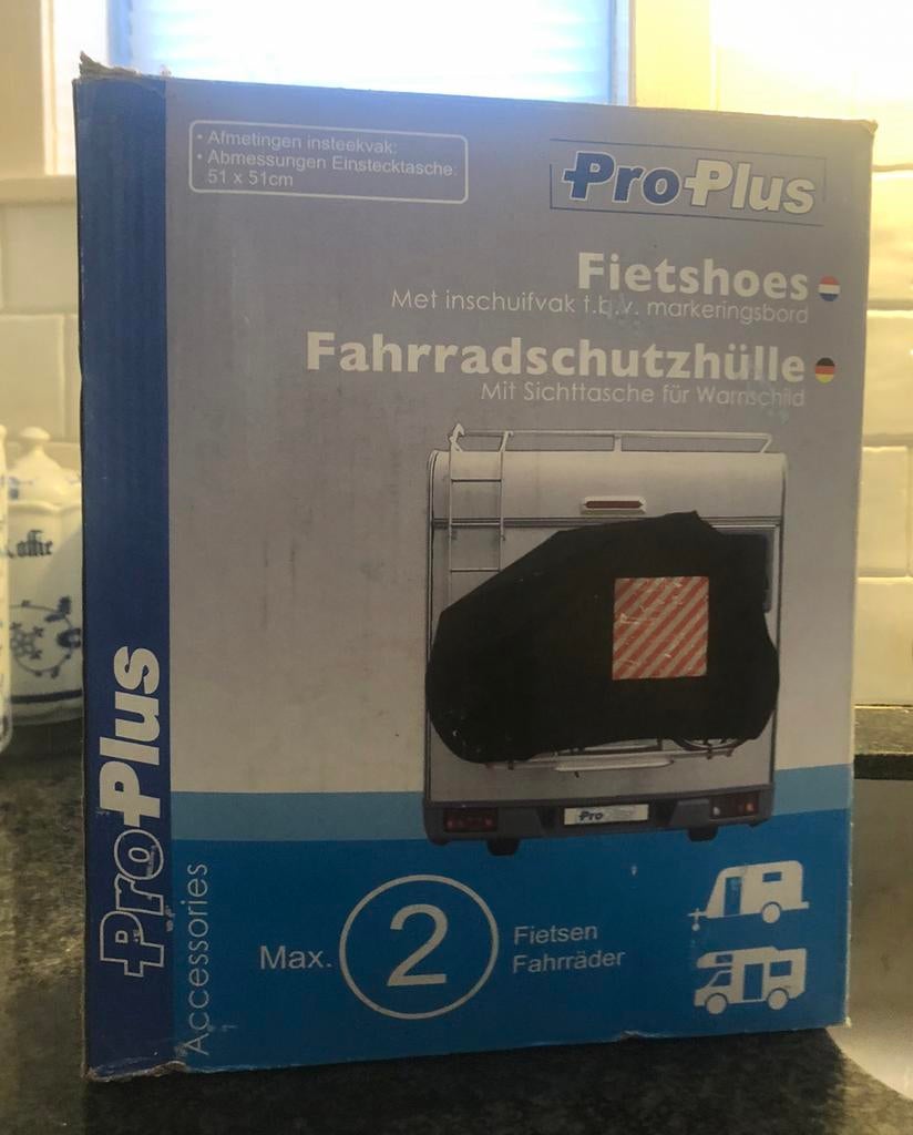 Beschermhoes voor 2 fietsen achterop auto., Ophalen of Verzenden, Zo goed als nieuw