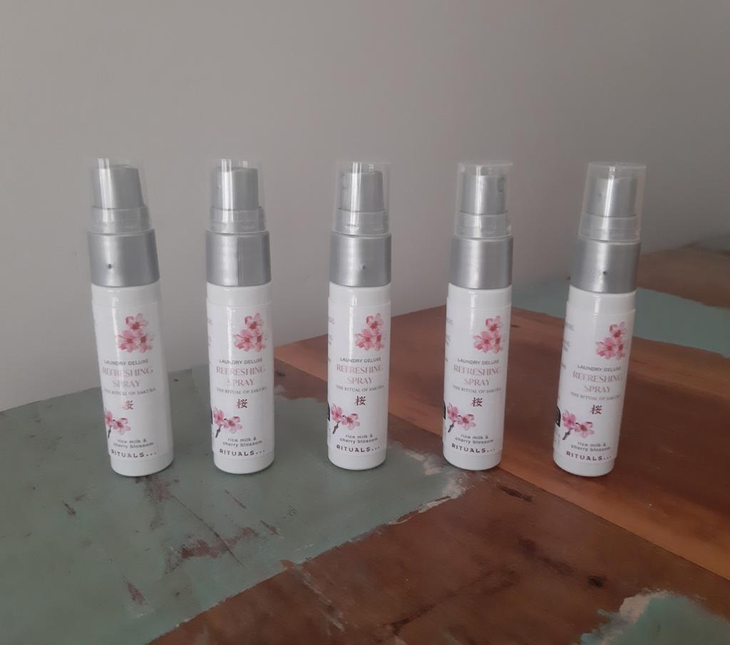 RITUALS SAKURA REFRESHING SPRAY 20 ML, Ophalen of Verzenden, Zo goed als nieuw
