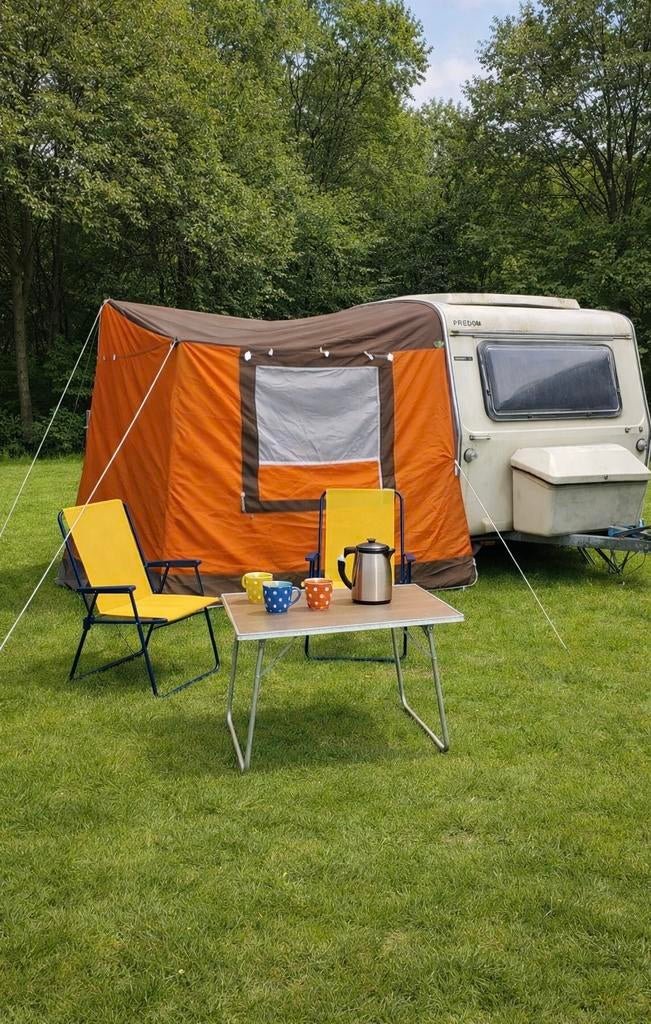 Predom lichtgewicht oldtimer caravan, Treinzit, Tot en met 3, Luifel, Predom