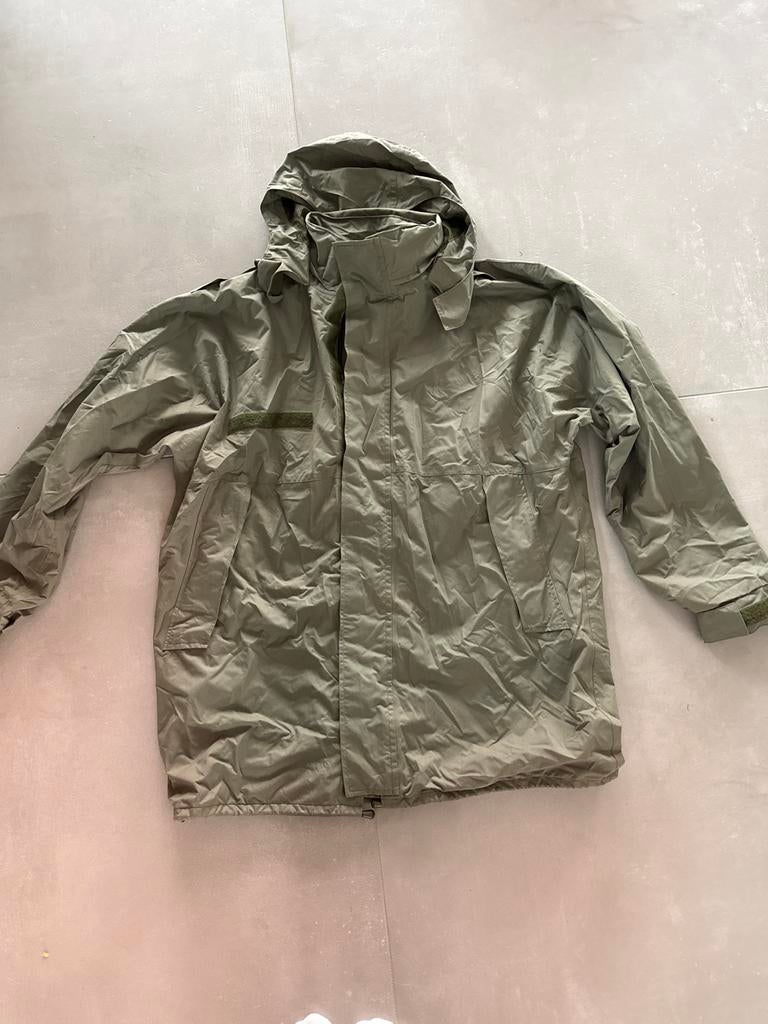 Regenjas maat M - Waterdichte jas voor heren, Verzamelen, Militaria | Algemeen, Ophalen of Verzenden