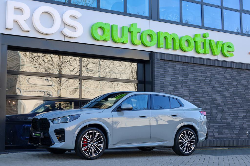 BMW X2 sDrive20i M-Sport | NIEUWSTAAT! | BTW | PANO | HUD |, Auto's, X2, 156 pk, 1545 kg, Bedrijf