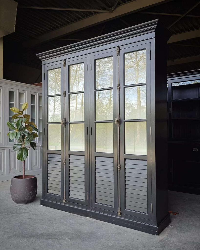 Chique Vitrinekast | Louvre deuren | Buffetkast #6067, Niet ingevuld, 200 cm of meer, 150 tot 200 cm, Niet ingevuld