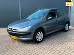 Peugeot 206 1.4 One-line / 5 Deurs / Nap, Voorwielaandrijving, 31 €/maand, 4 cilinders, Origineel Nederlands