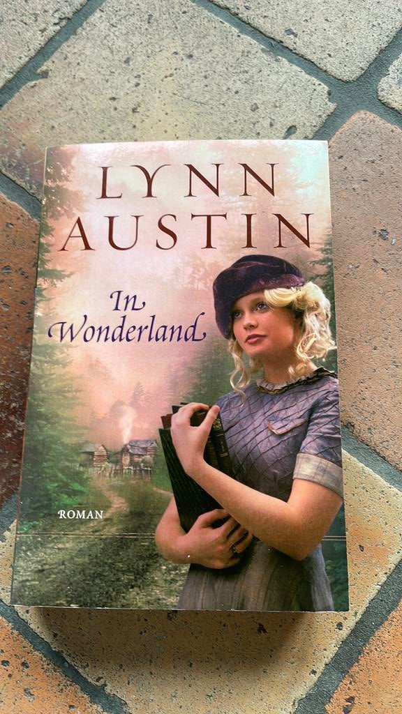 Lynn Austin - In Wonderland, Boeken, Ophalen of Verzenden, Lynn Austin