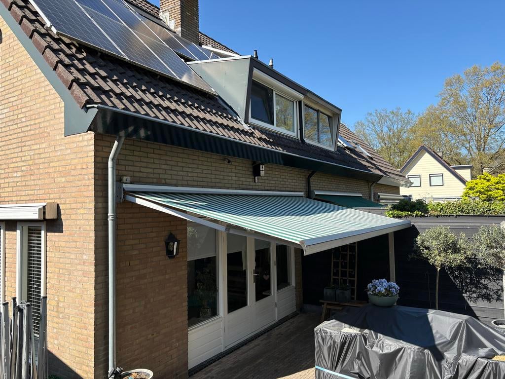 Elektrisch zonnescherm 510x250 cm - Gebruikt, werkt prima, Tuin en Terras, Zonneschermen, Gebruikt, Uitvalscherm, 150 tot 300 cm