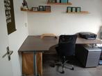 GRATIS: ruim hoekbureau met bureaustoel, Huis en Inrichting, Bureaus, Ophalen, In hoogte verstelbaar, Gebruikt