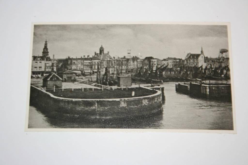 Foto Archief Vlissingen - Ruijterplein Vissershaven 1924, Ophalen of Verzenden, Gelezen