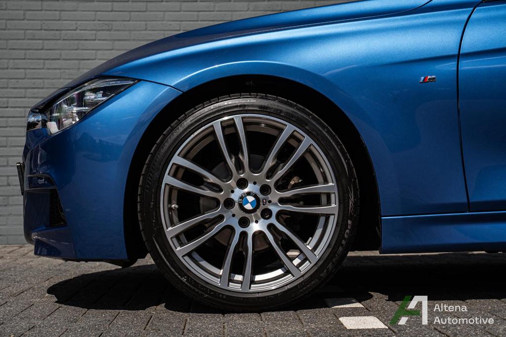 BMW 3-serie 320i Corporate Lease Executive M sport, 19 inch, Auto's, Automaat, Achterwielaandrijving, 4 cilinders, Blauw