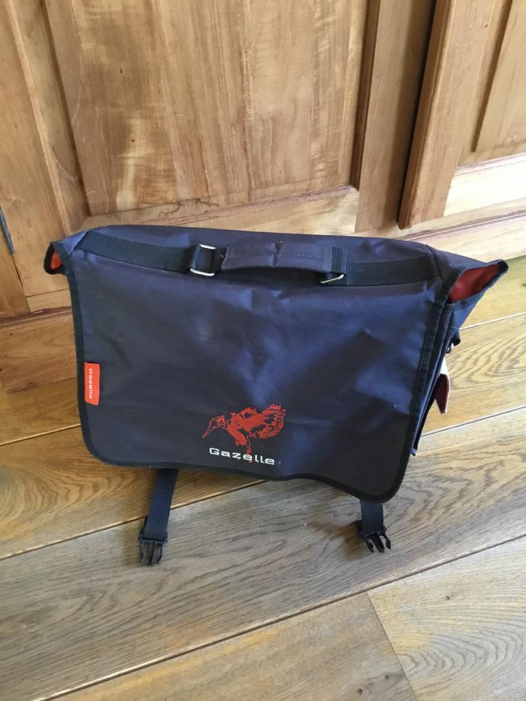 Gazelle fietstas, Fietsen en Brommers, Fietsaccessoires | Fietstassen, Ophalen, Gebruikt