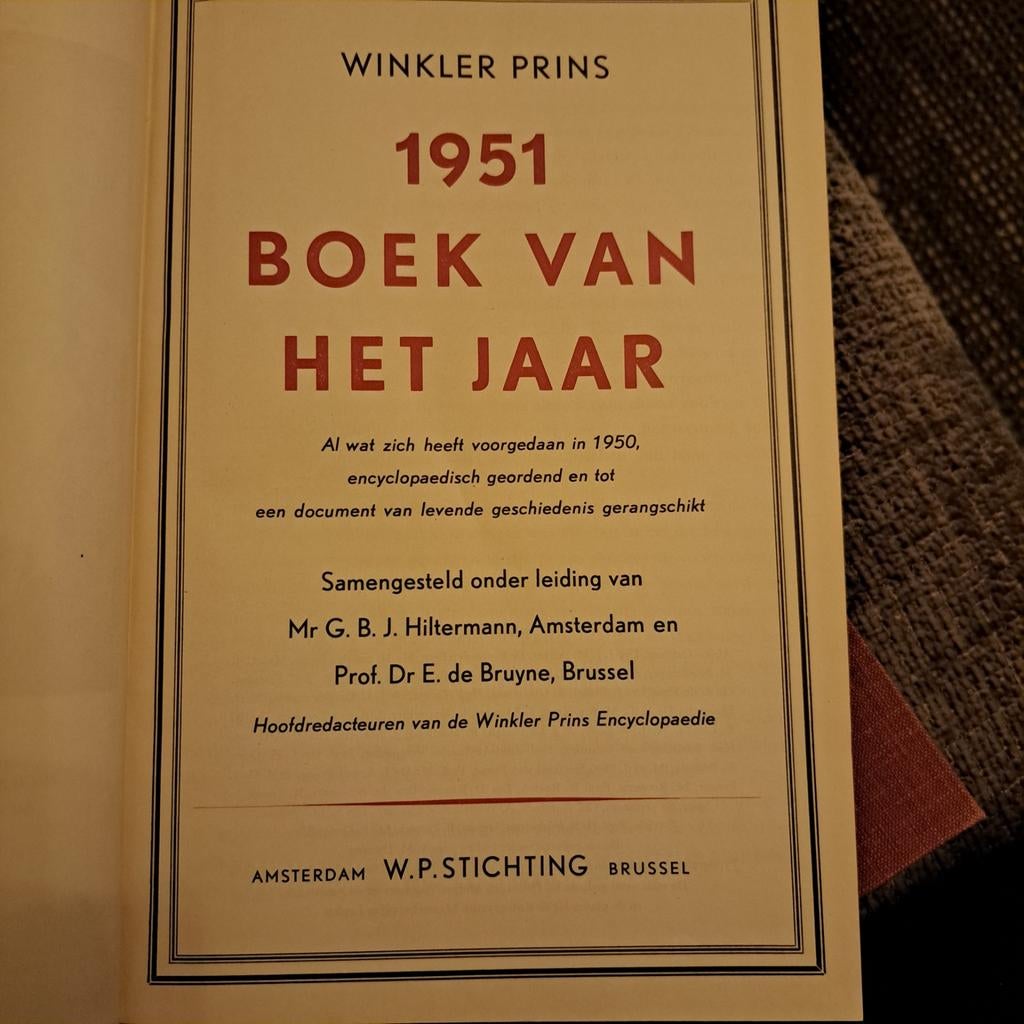 Winkler Prins Boek van het Jaar 1951 - Encyclopedisch, Boeken, Gelezen, Los deel, Algemeen, Mr G. B. J. Hiltermann en Prof. Dr E. de Bruyne