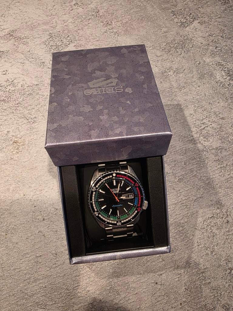 Seiko 5 Sports SRPK13K1 Horloge, Staal, Polshorloge, Ophalen of Verzenden, Zo goed als nieuw