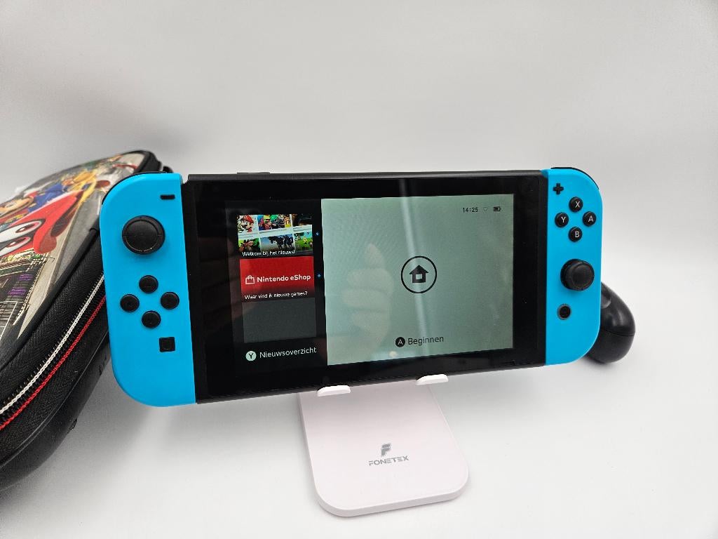 Nintendo Switch V1 + Hoes en 64GB SD | Nette Staat, Ophalen of Verzenden, Zo goed als nieuw, Met 2 controllers, Switch Original