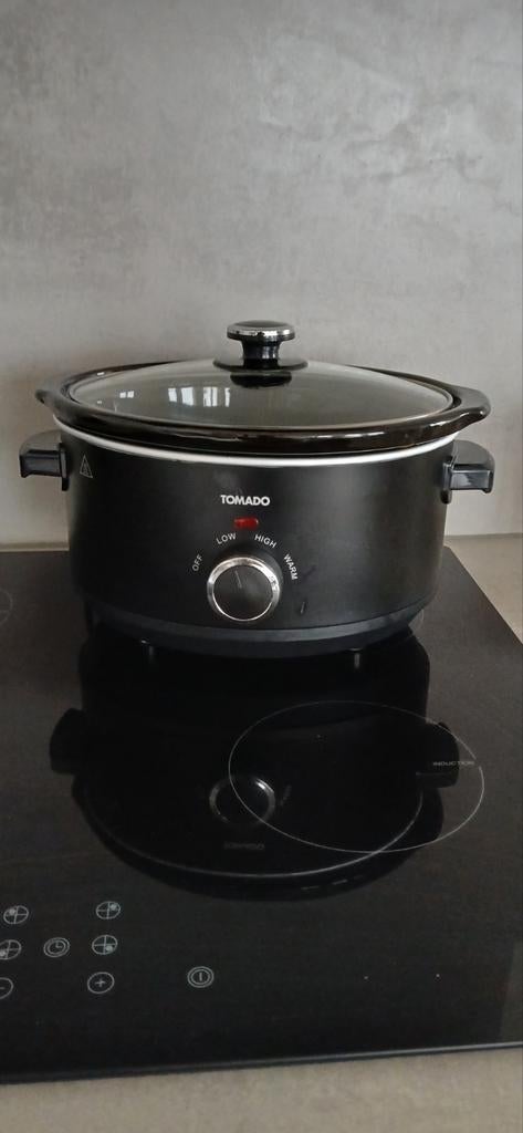 TOMADO SLOWCOOKER Z.G.A.N., Witgoed en Apparatuur, Slowcookers, Ophalen of Verzenden, Zo goed als nieuw