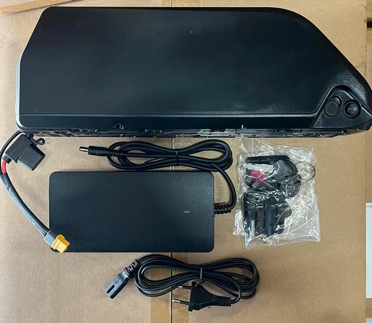 ***Fatbike accu’s Ouxi Qmwheel enz, Gratis lader! ***, Fietsen en Brommers, Fietsaccessoires | Fietsaccu's, Nieuw, Ophalen