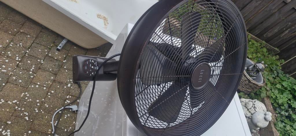 Wandventilator - Krachtige verkoeling voor elke ruimte, Witgoed en Apparatuur, Ventilatoren, Ophalen of Verzenden, Ventilator met afstandsbediening