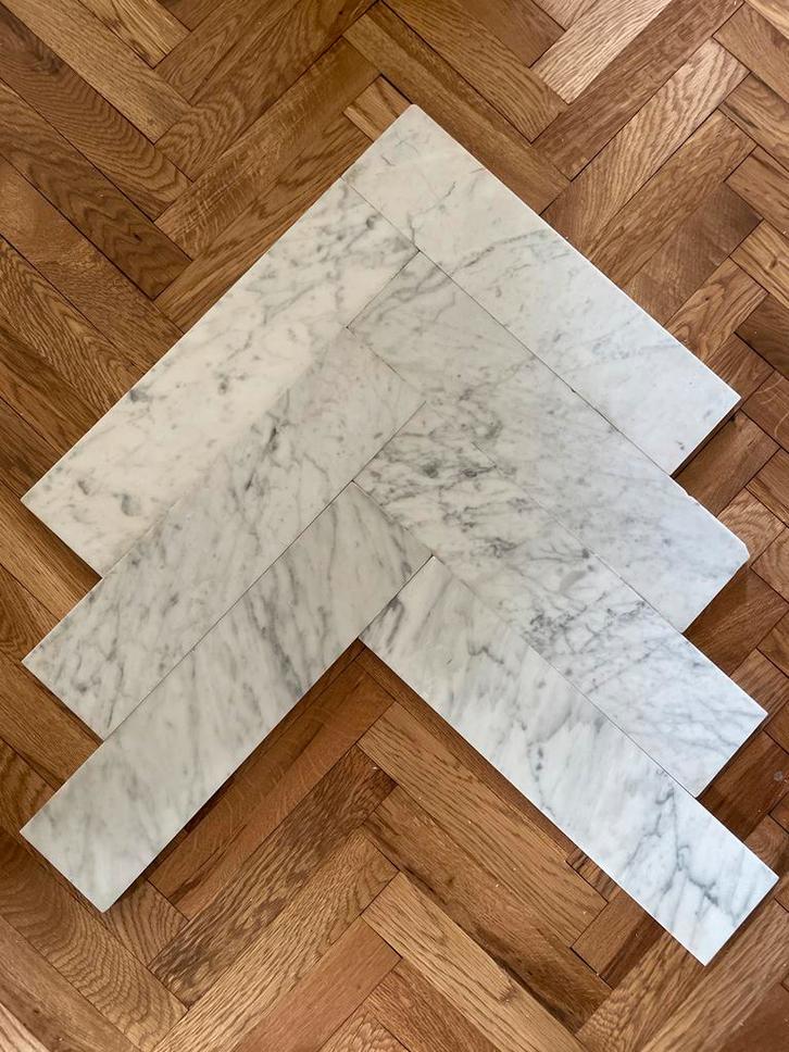 Ca. 7m² Marmer Visgraat Vloertegels, Doe-het-zelf en Verbouw, Tegels, Gebruikt, Vloertegels, Marmer, 20 tot 40 cm, Minder dan 20 cm